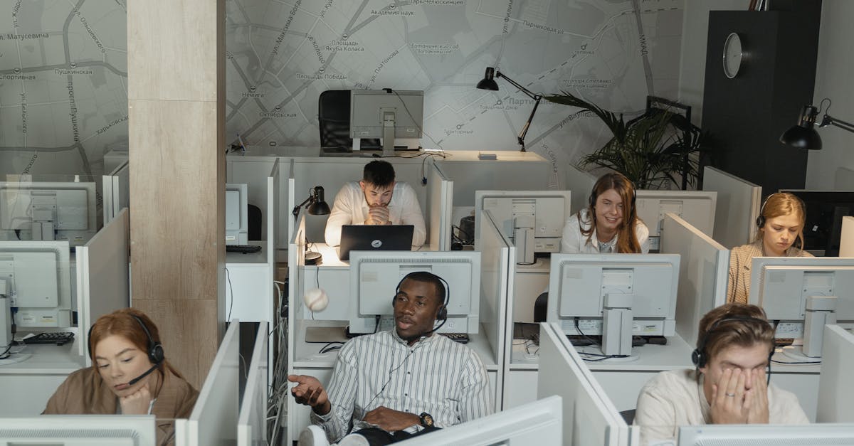 Sekretariat redakcji Brzewintera — zespół, który czyta każdą wiadomość czytelnika